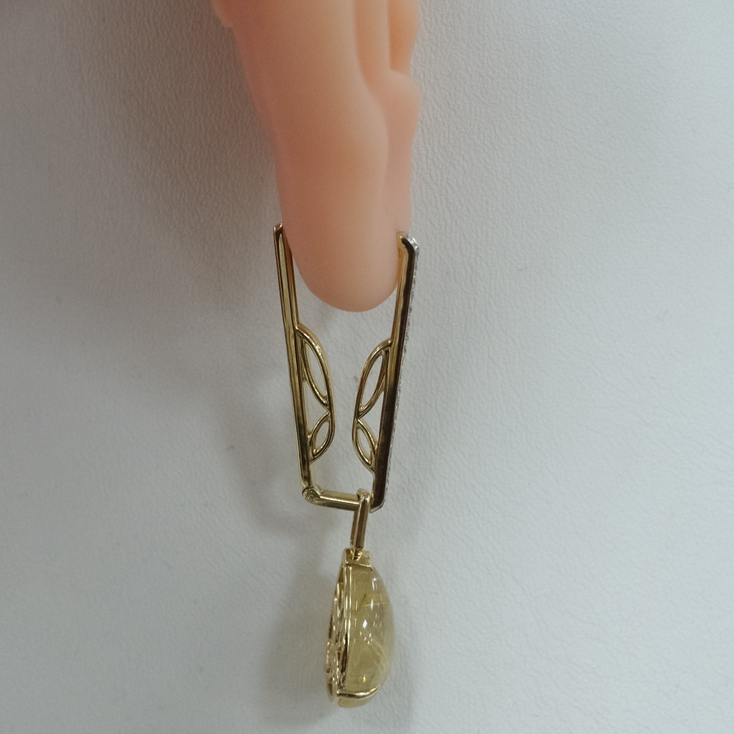 Серьги из желтого золота с кварцем Волосатиком